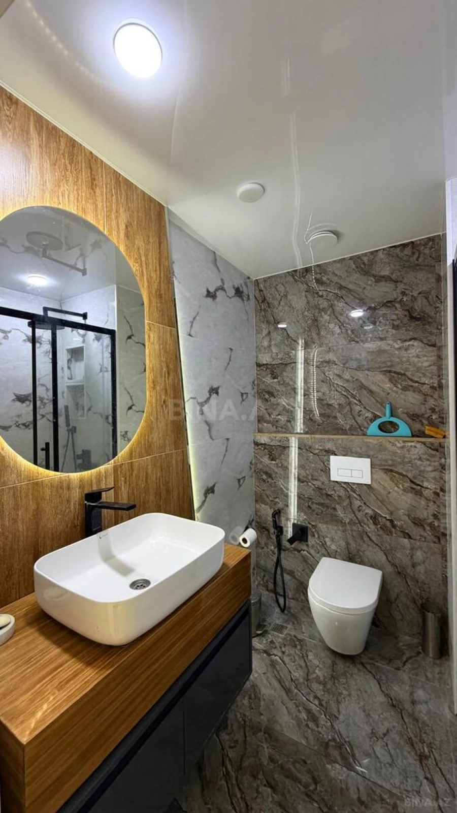 Satılır 2 otaqlı mənzil 76 m²