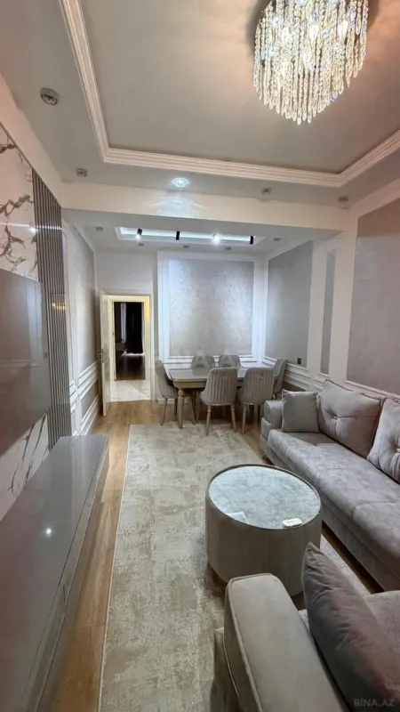 Satılır 2 otaqlı mənzil 76 m²