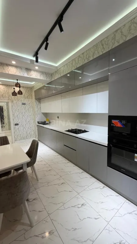 Satılır 2 otaqlı mənzil 76 m²