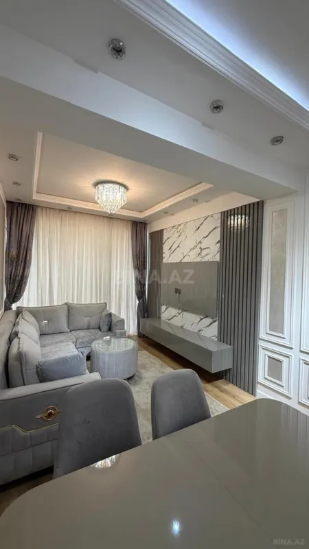 Satılır 2 otaqlı mənzil 76 m²