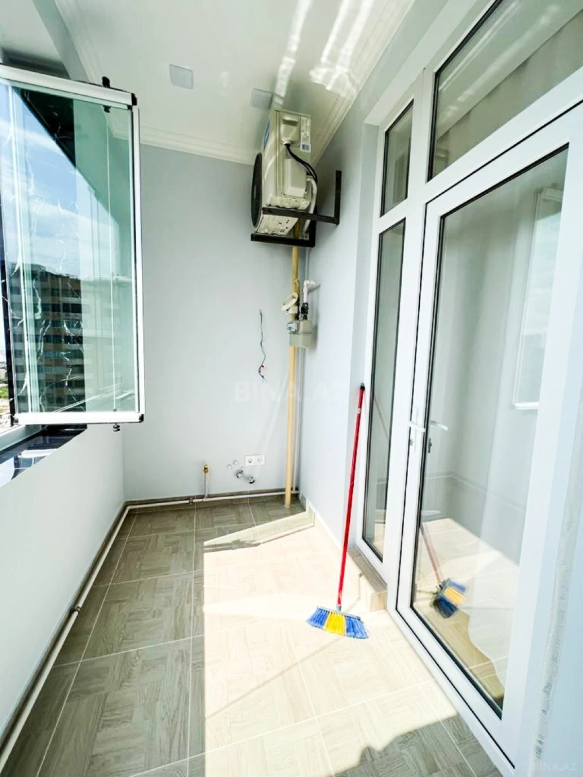 Satılır 2 otaqlı mənzil 51 m²