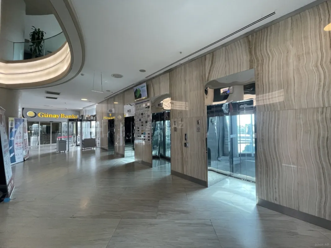 Kirayə verilir 3 otaqlı ofis 110 m²