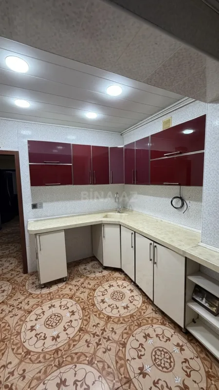 Satılır 3 otaqlı mənzil 85 m²