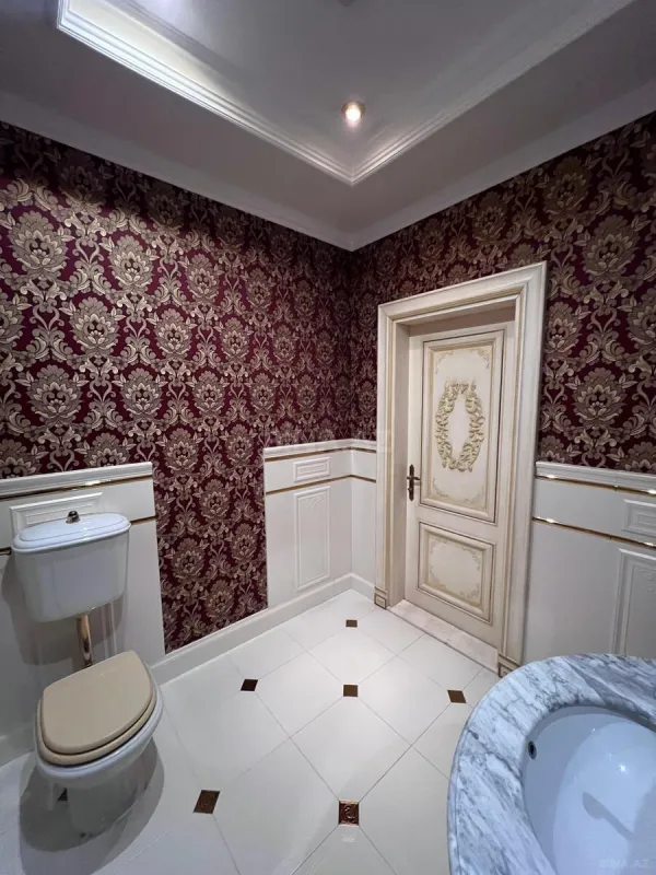 Satılır 6 otaqlı mənzil 420 m²