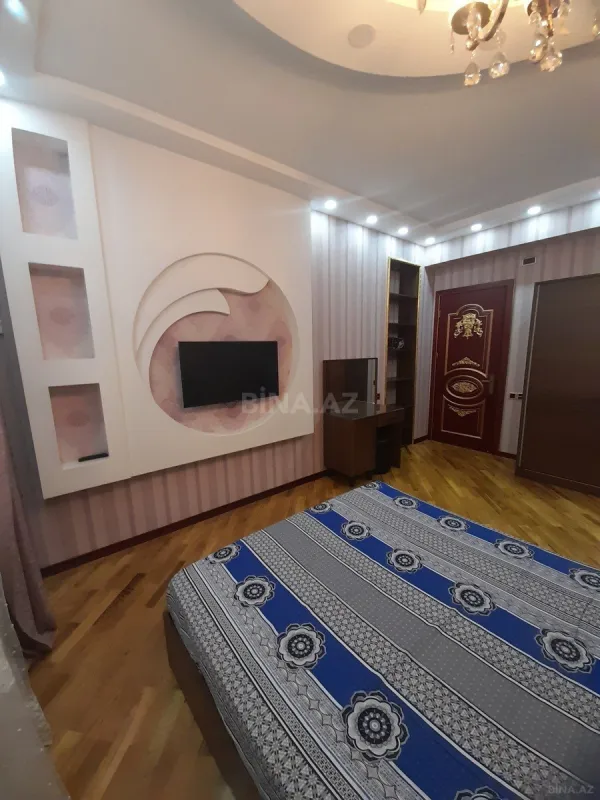 Kirayə verilir 2 otaqlı mənzil 100 m²