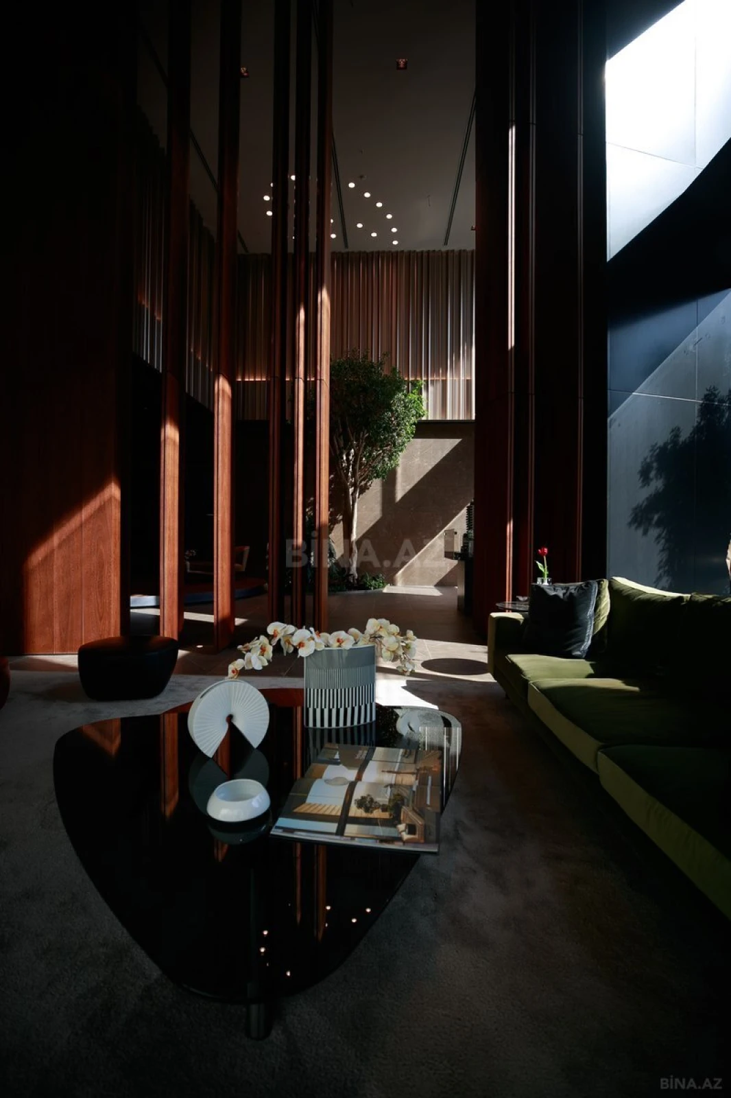 Satılır 5 otaqlı mənzil 436.6 m²