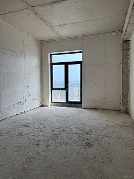 Satılır 4 otaqlı mənzil 160 m²