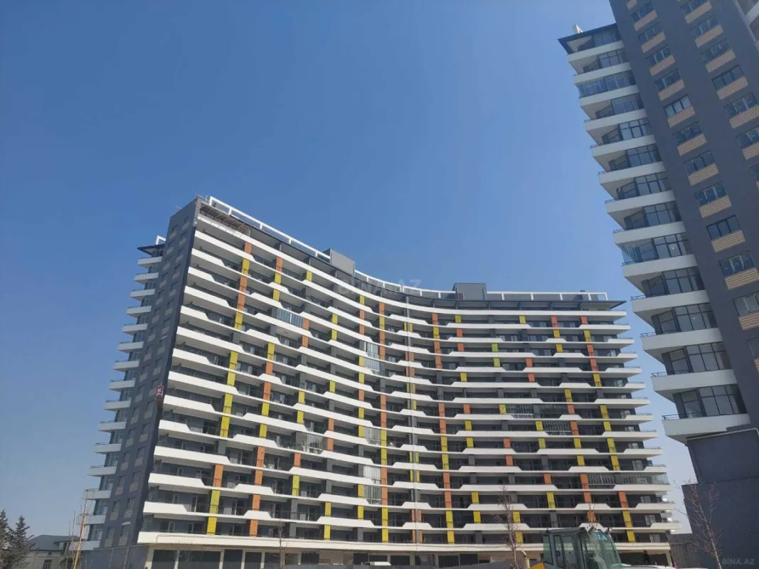 Satılır 2 otaqlı mənzil 72.1 m²