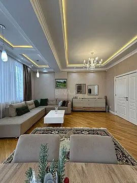 Satılır 3 otaqlı mənzil 125 m²