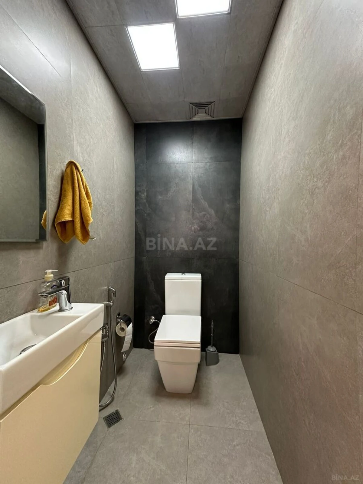 Satılır 3 otaqlı mənzil 125 m²