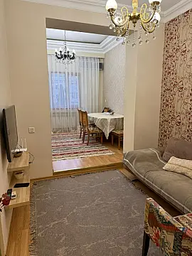 Kirayə verilir 3 otaqlı mənzil 90 m²