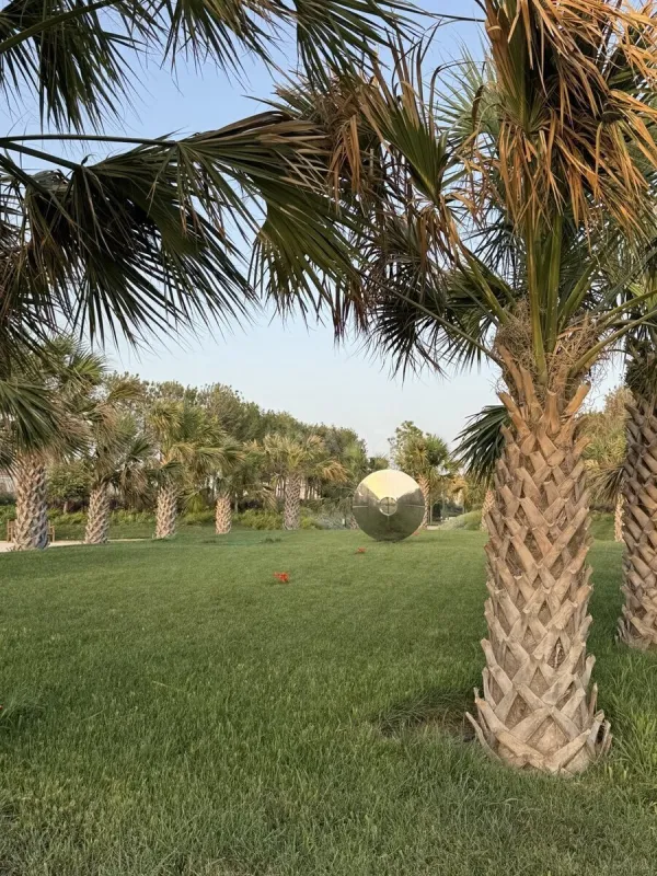 Satılır 8 otaqlı həyət evi 390 m²