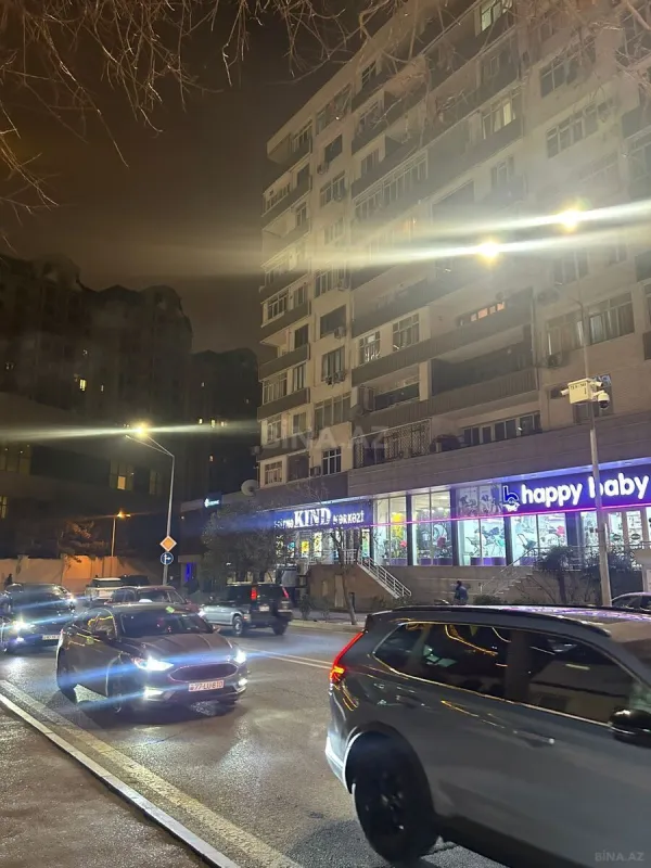 Kirayə verilir obyekt 105 m²