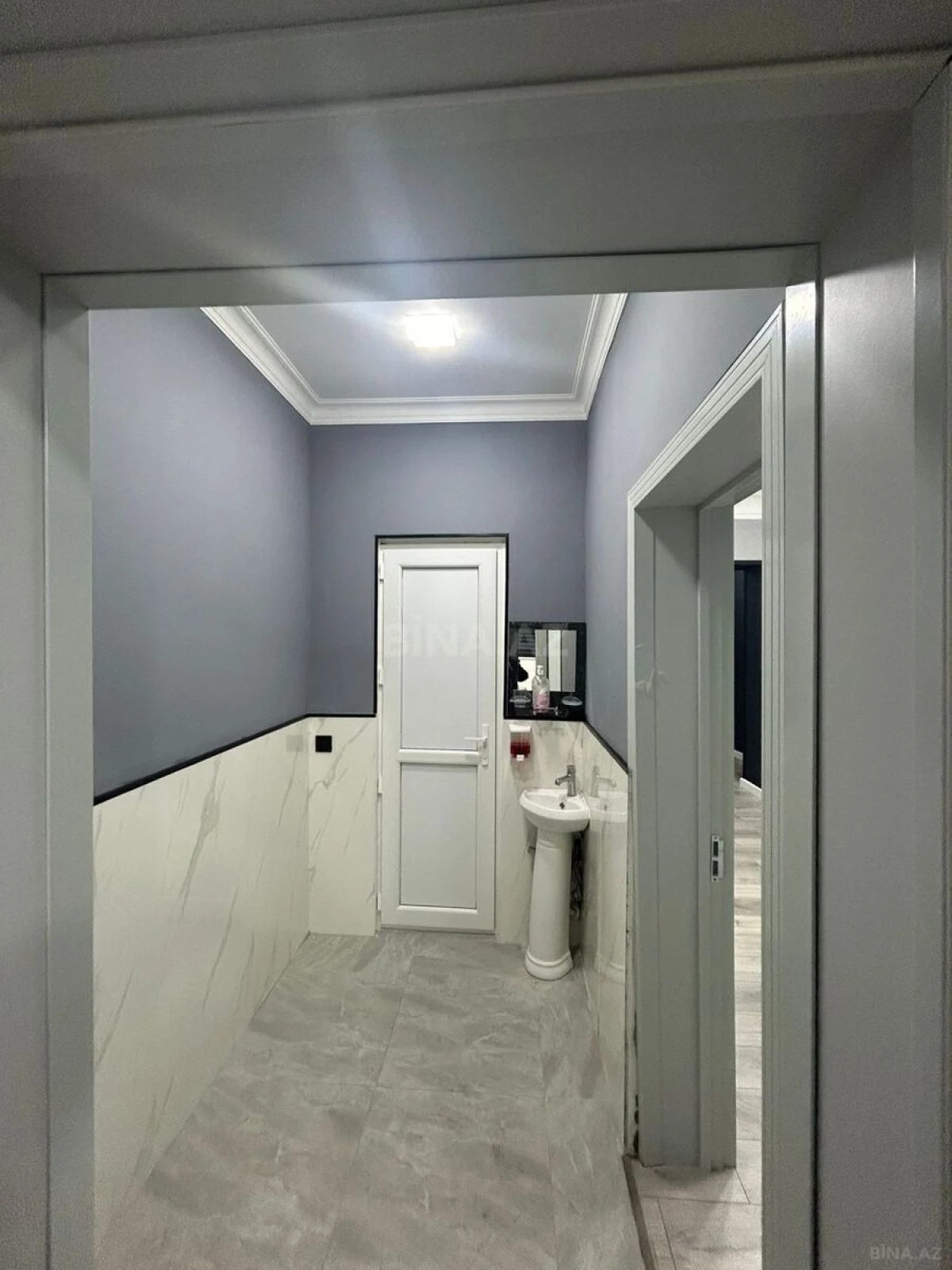 Kirayə verilir obyekt 105 m²