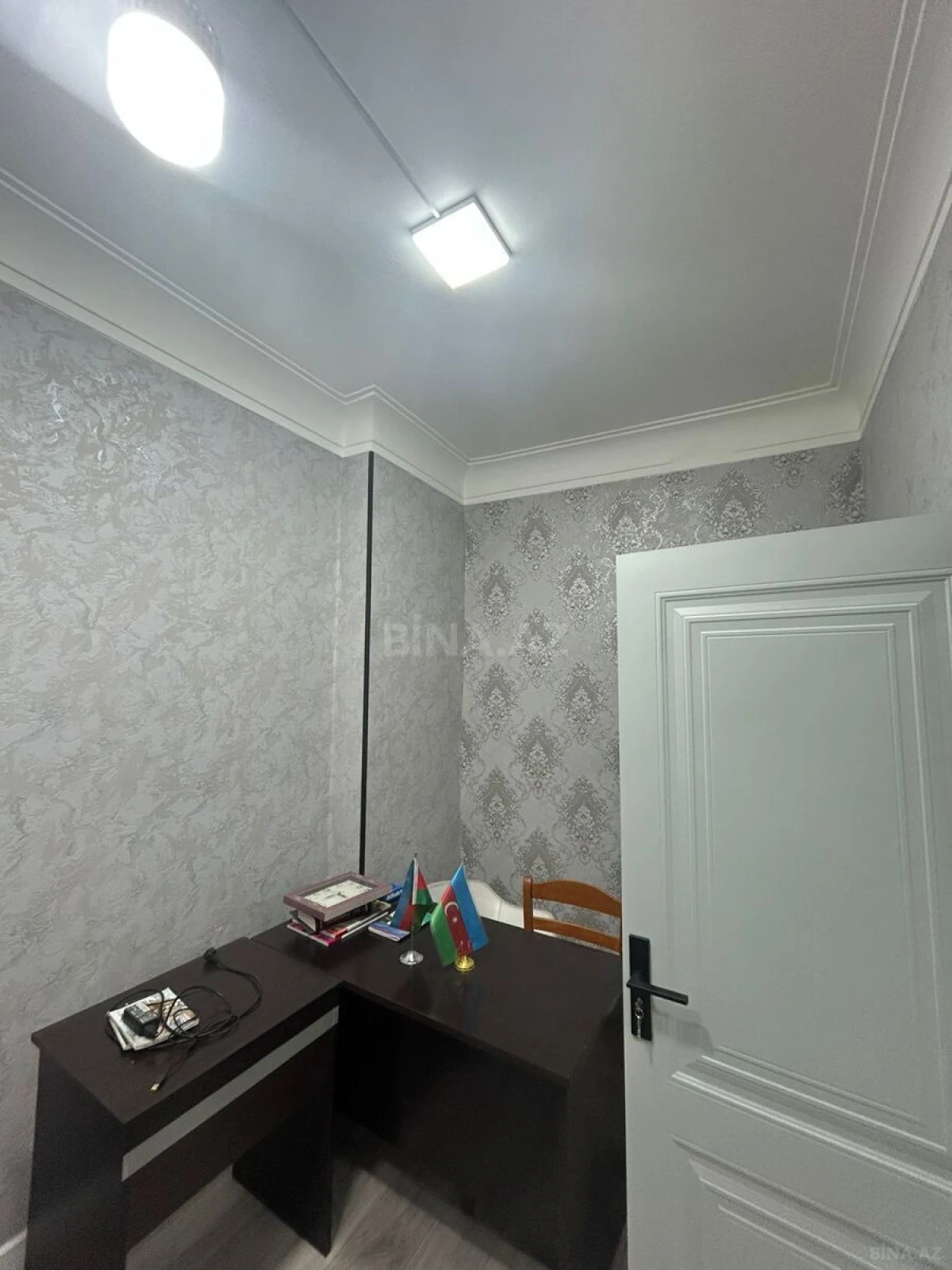 Kirayə verilir obyekt 105 m²