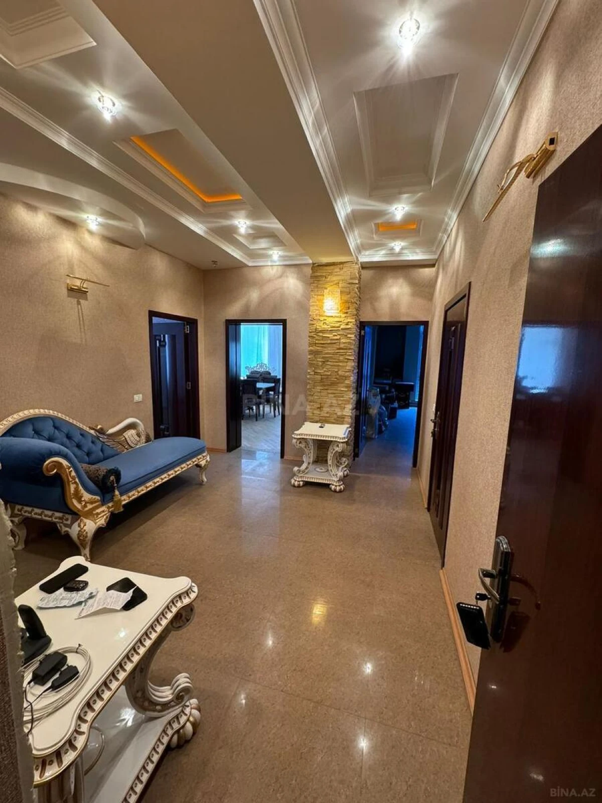 Satılır 3 otaqlı mənzil 120 m²