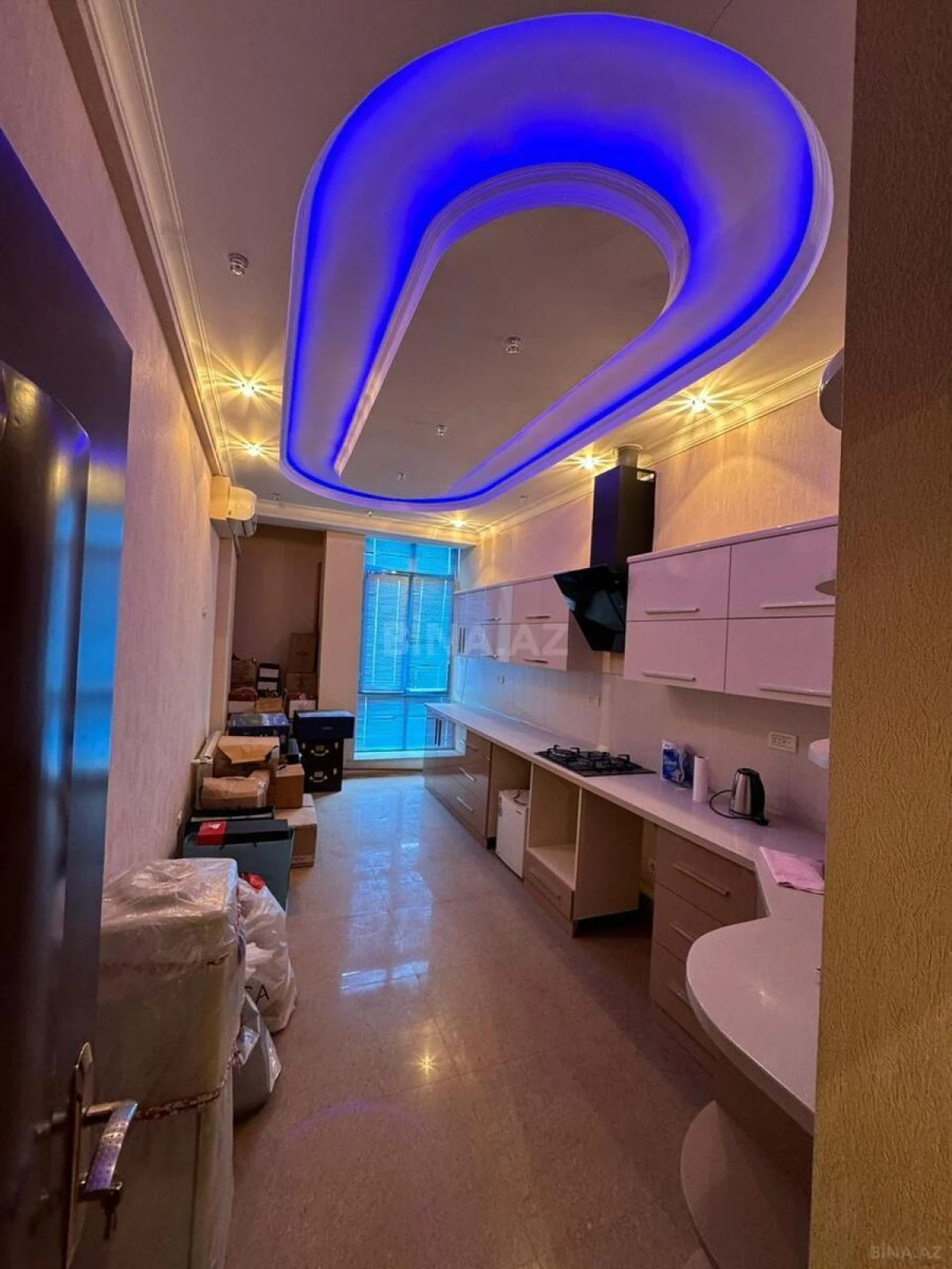 Satılır 3 otaqlı mənzil 120 m²