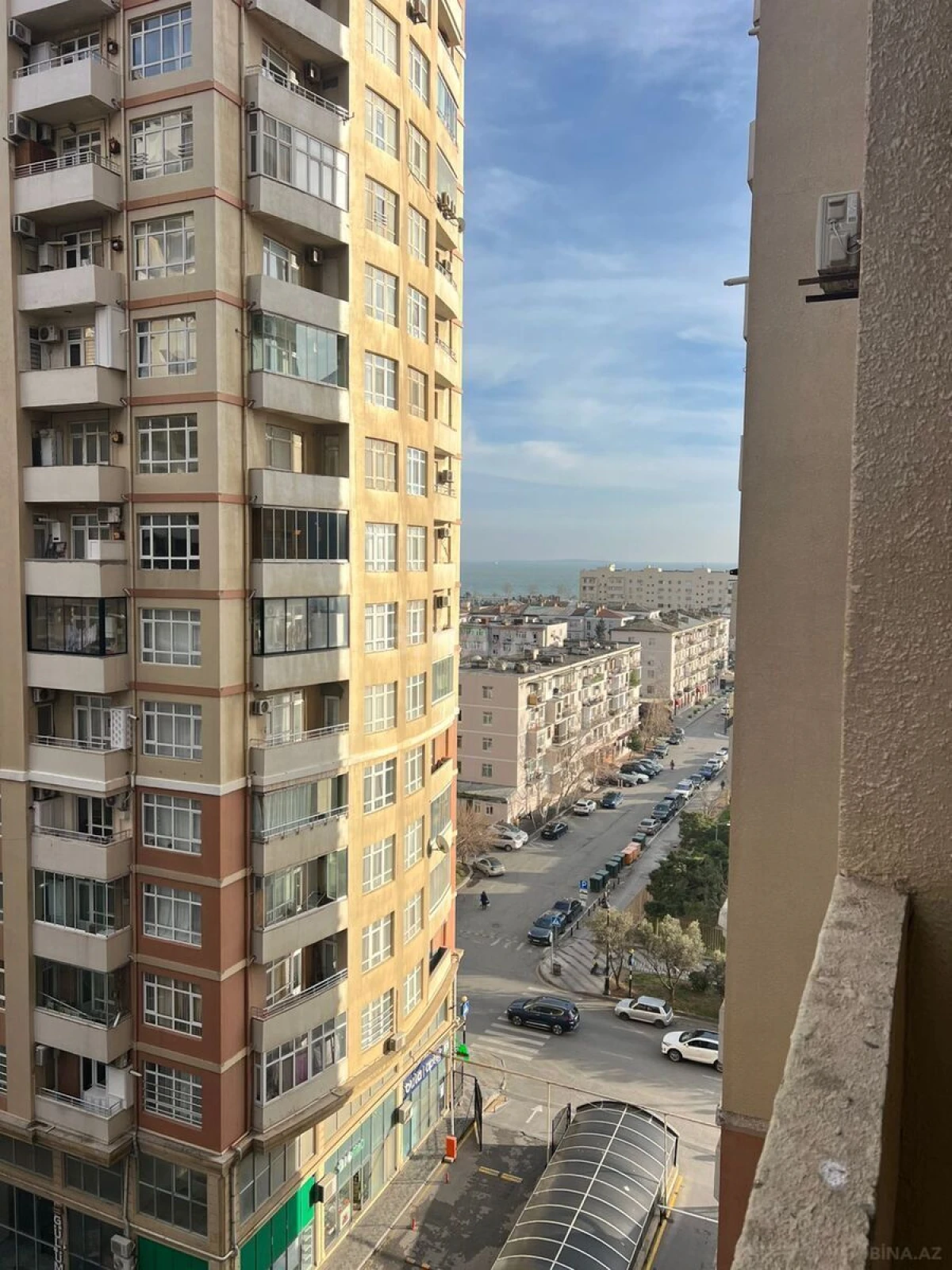 Satılır 2 otaqlı mənzil 70 m²