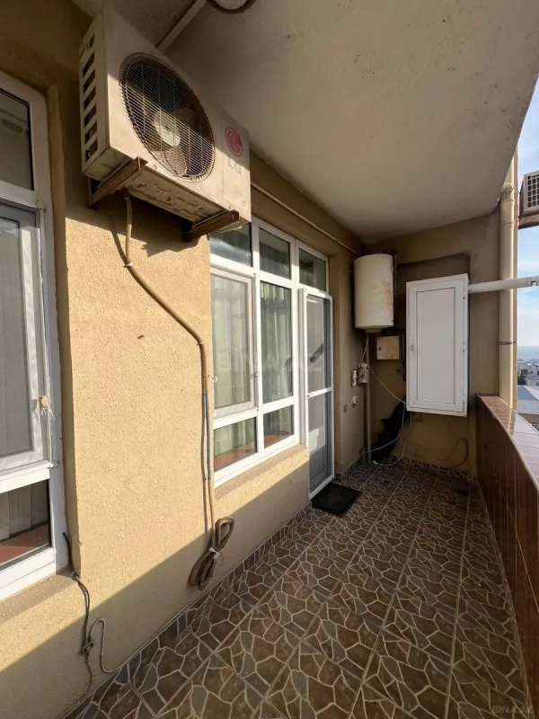 Satılır 2 otaqlı mənzil 70 m²