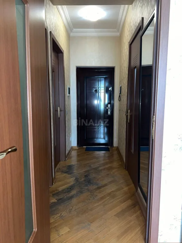 Satılır 2 otaqlı mənzil 70 m²