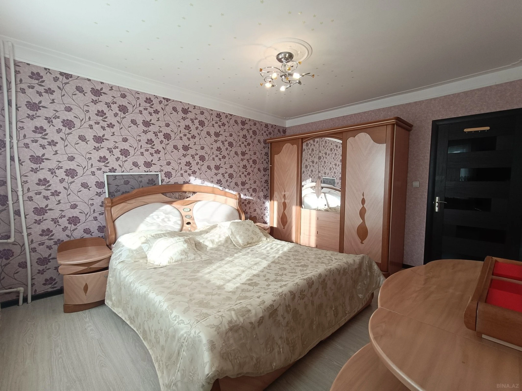 Kirayə verilir 3 otaqlı mənzil 100 m²