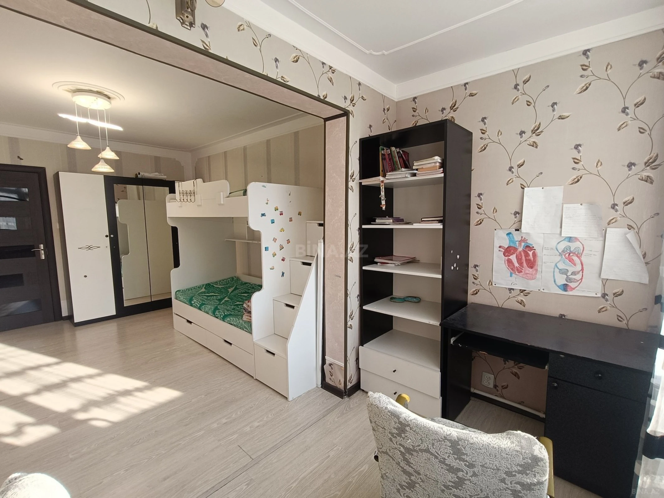 Kirayə verilir 3 otaqlı mənzil 100 m²