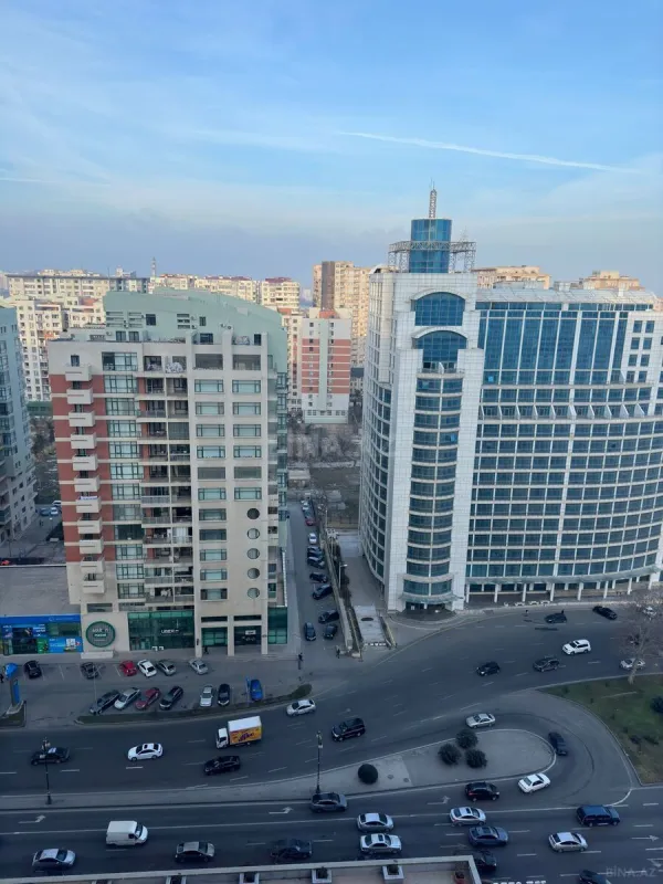 Satılır 2 otaqlı mənzil 90 m²