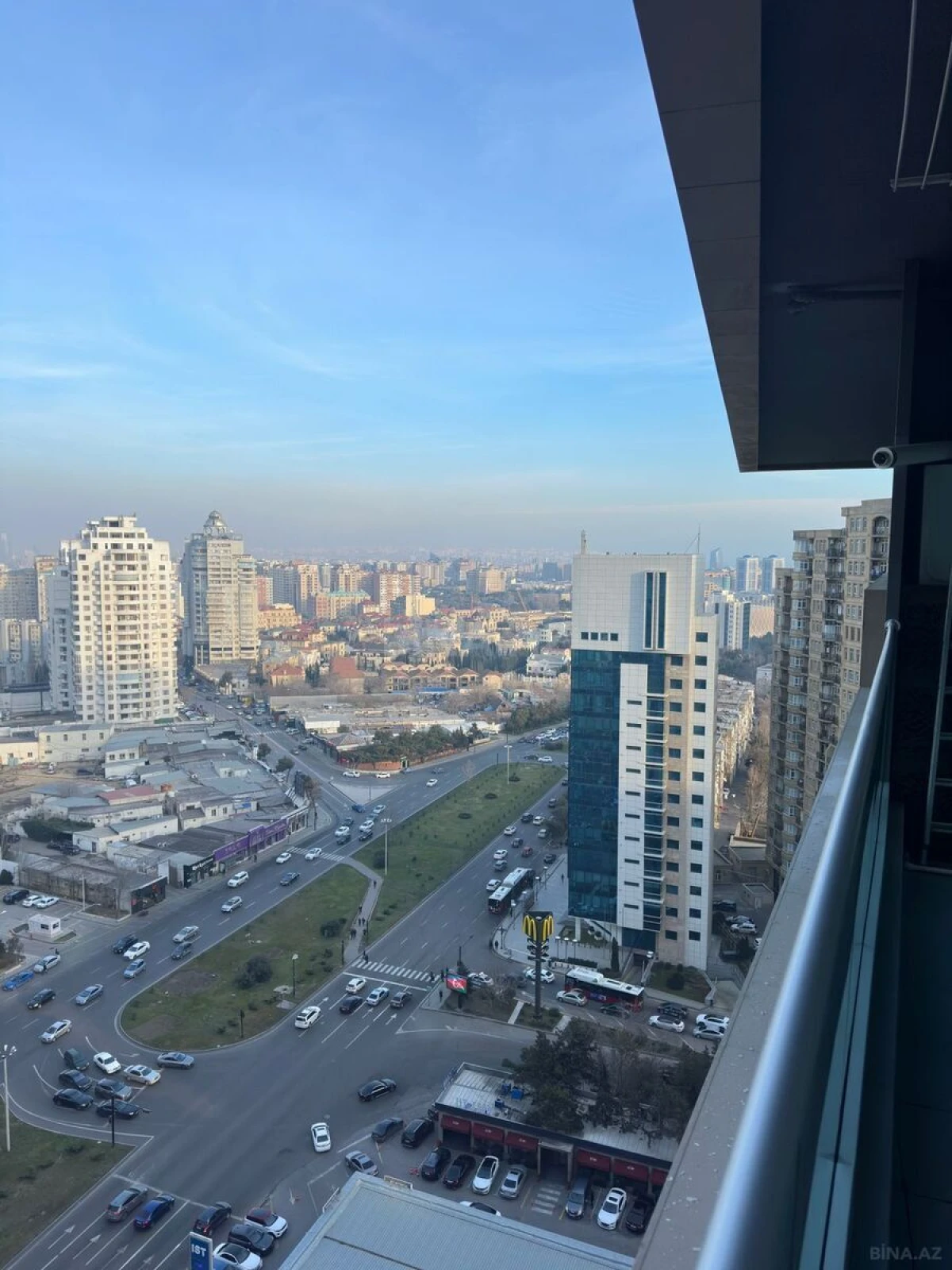 Satılır 2 otaqlı mənzil 90 m²