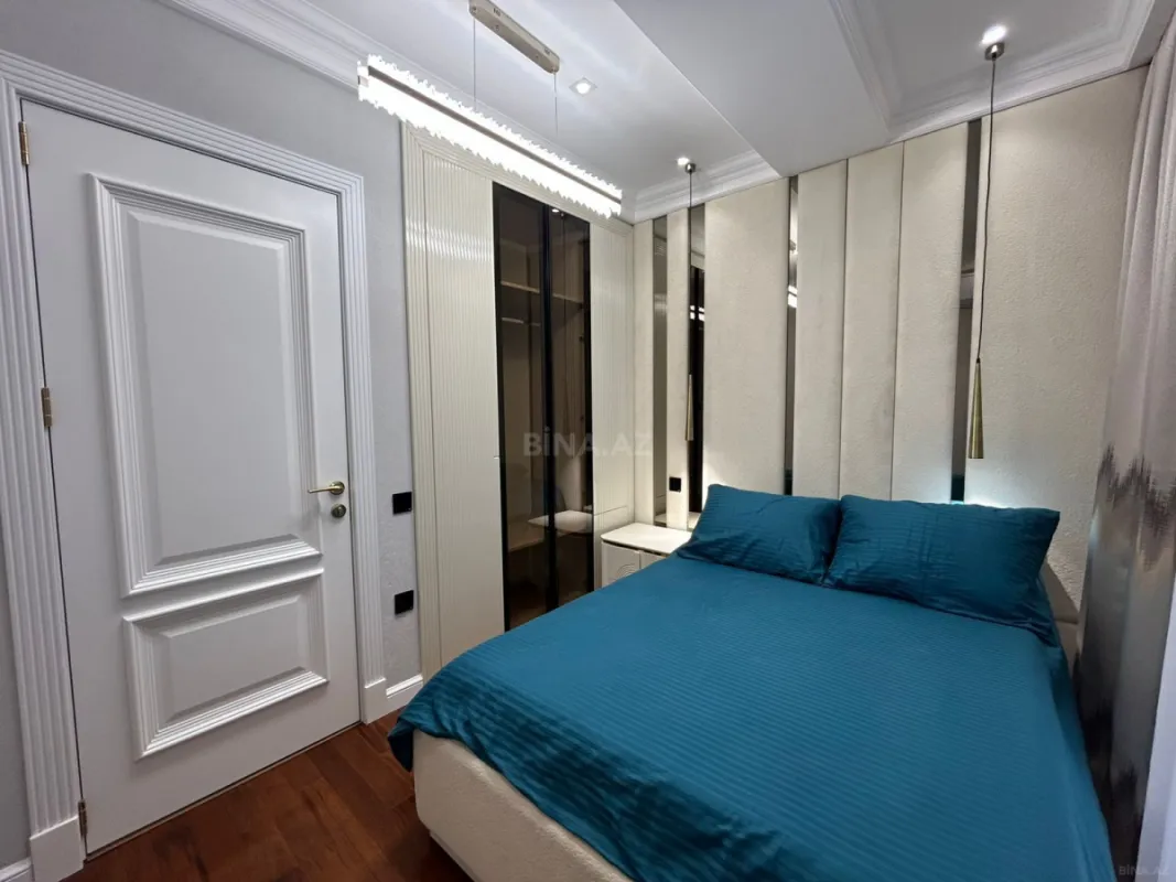 Satılır 3 otaqlı mənzil 105 m²
