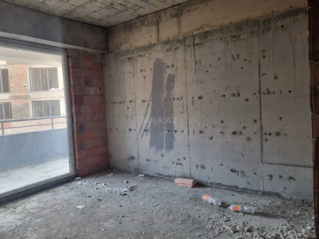 Satılır 3 otaqlı mənzil 147 m²