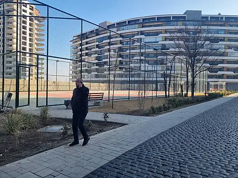 Satılır 3 otaqlı mənzil 147 m²