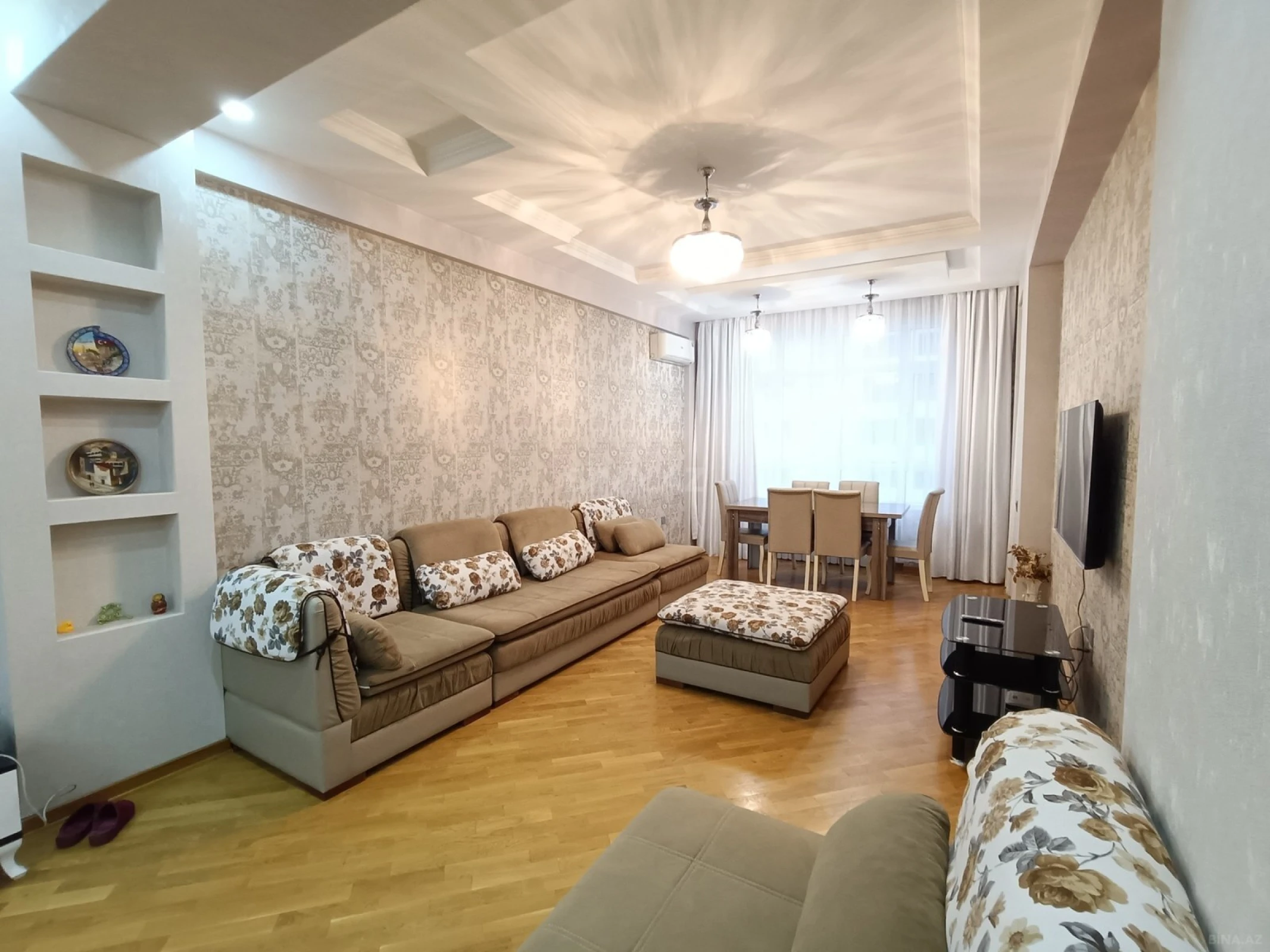 Kirayə verilir 3 otaqlı mənzil 105 m²
