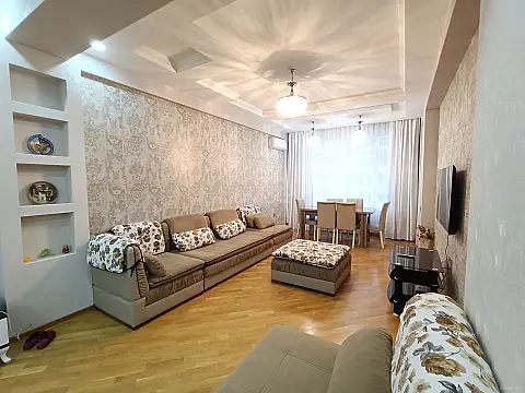 Kirayə verilir 3 otaqlı mənzil 105 m² — Bakı, Xətai 3 otaq 105.00 m²
