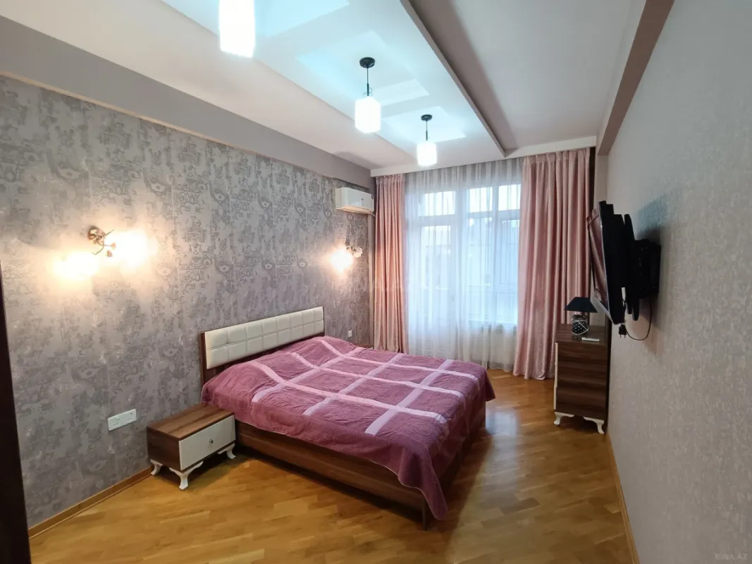 Kirayə verilir 3 otaqlı mənzil 105 m²