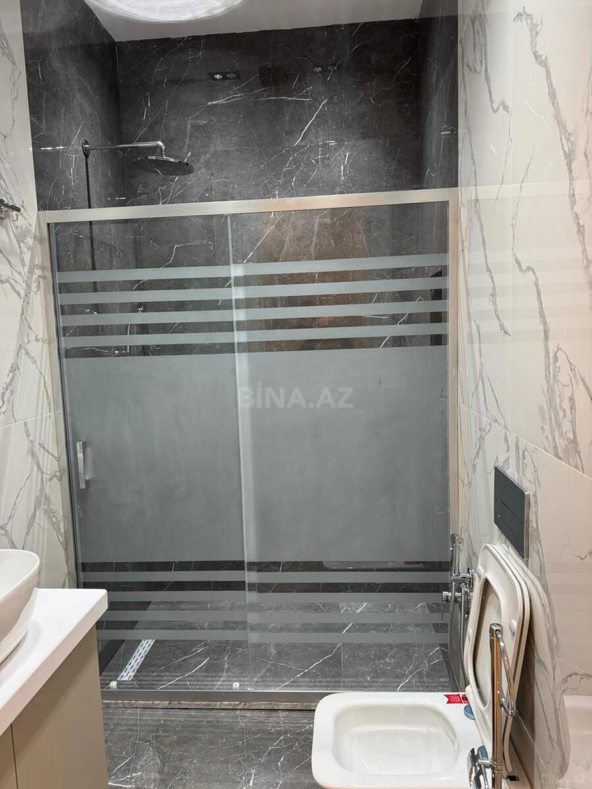 Kirayə verilir 2 otaqlı mənzil 50 m²