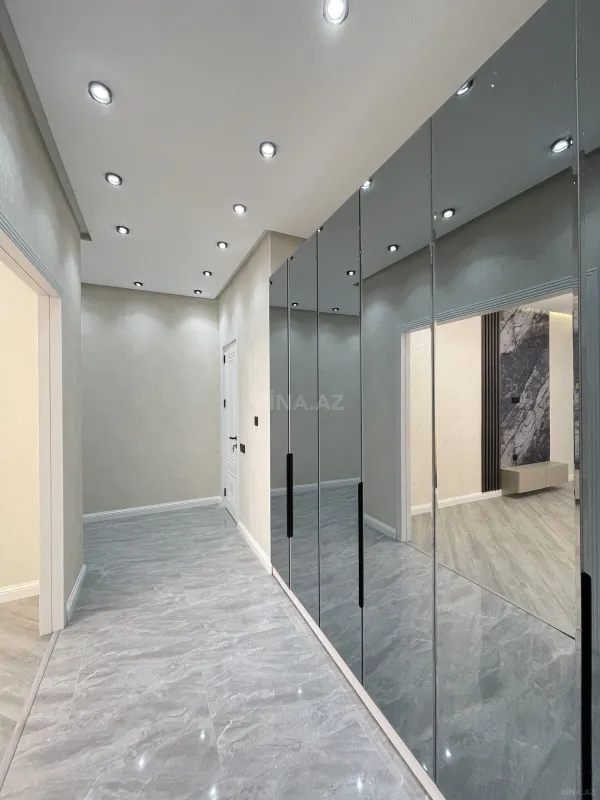 Satılır 3 otaqlı mənzil 97 m²