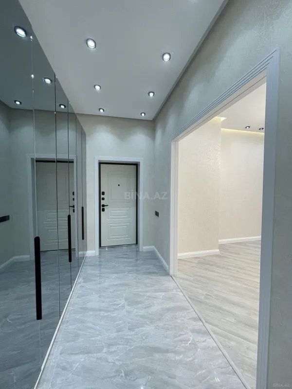 Satılır 3 otaqlı mənzil 97 m²