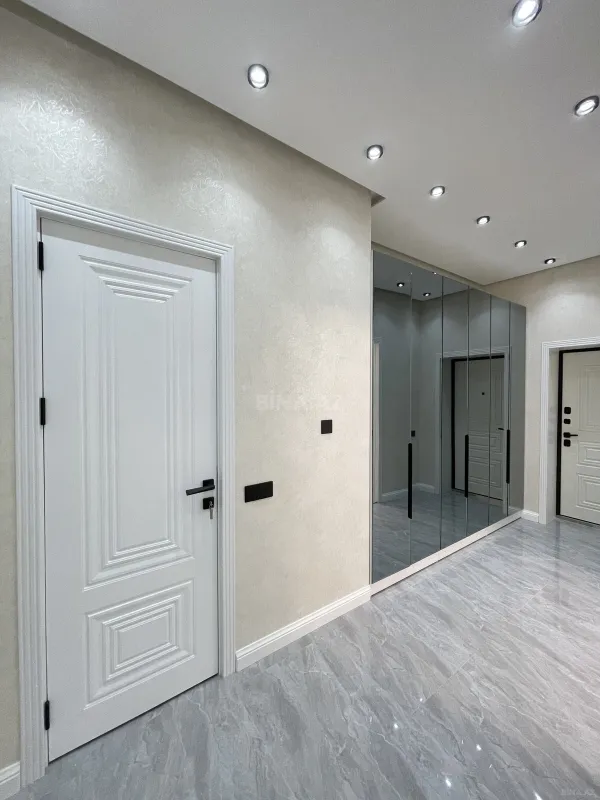 Satılır 3 otaqlı mənzil 97 m²