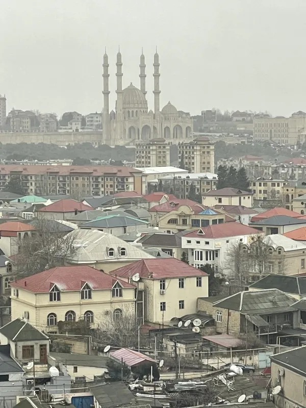 Satılır 3 otaqlı mənzil 97 m²