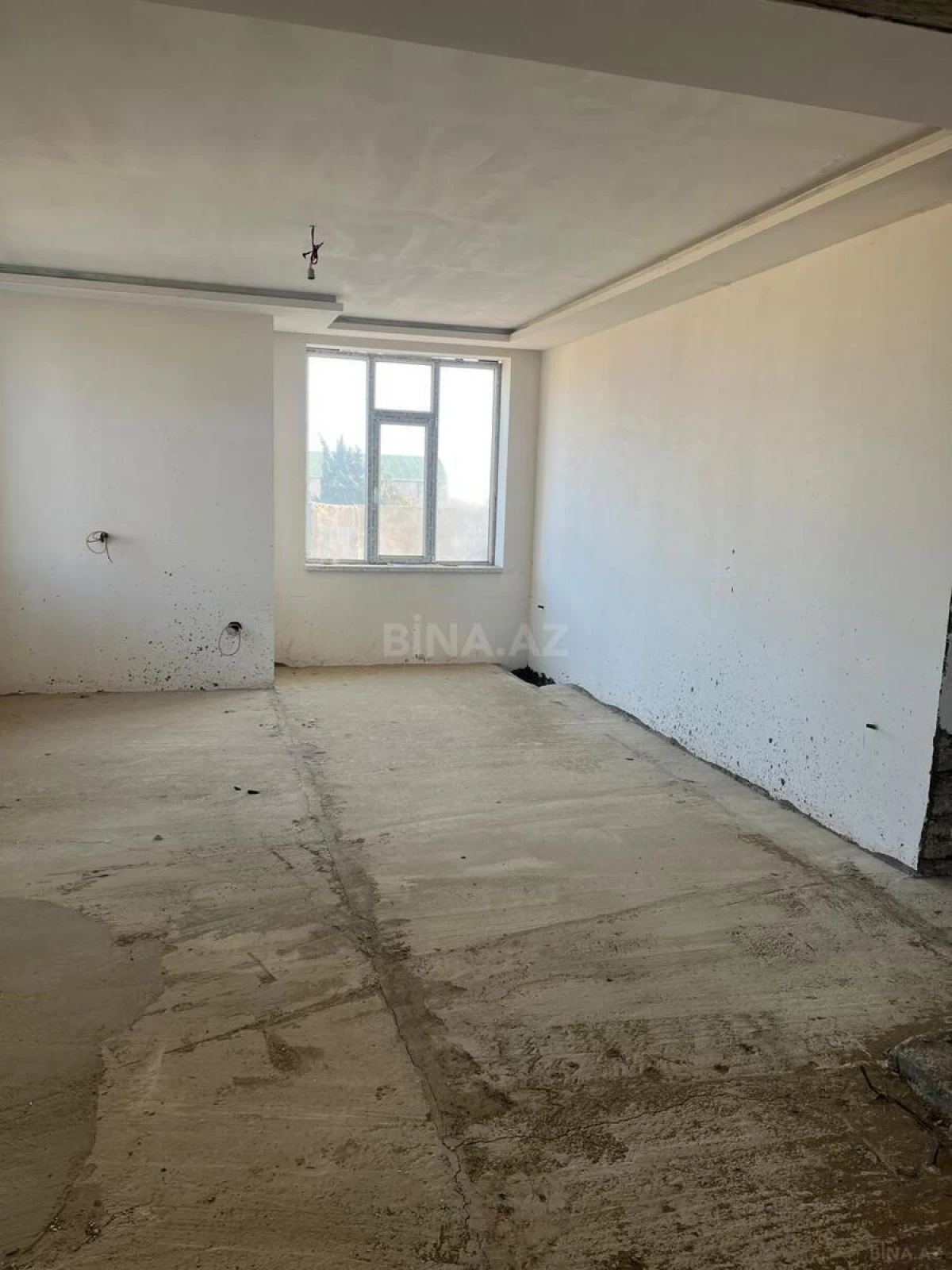Satılır 5 otaqlı həyət evi 160 m²
