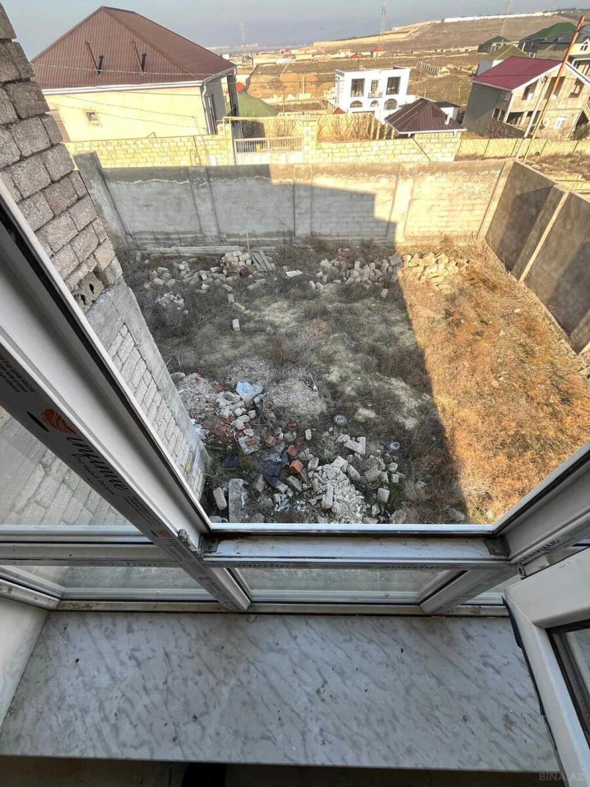 Satılır 5 otaqlı həyət evi 160 m²