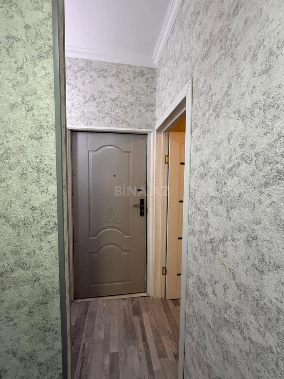 Kirayə verilir 2 otaqlı mənzil 35 m²