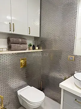 Kirayə verilir 2 otaqlı mənzil 110 m²