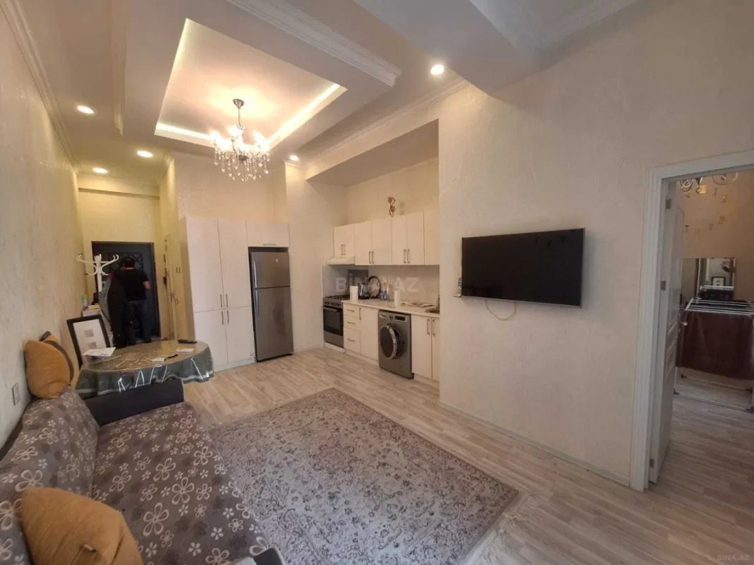 Satılır 2 otaqlı mənzil 40.4 m²