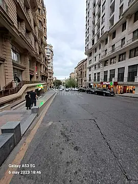 Satılır 2 otaqlı mənzil 40.4 m²