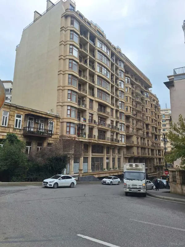 Satılır 2 otaqlı mənzil 40.4 m²