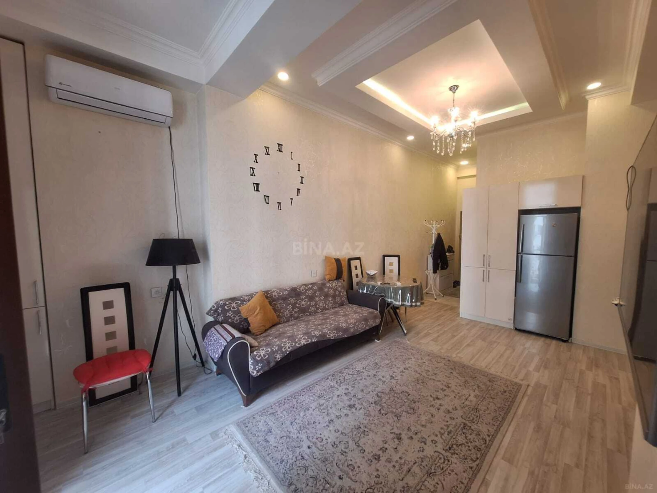 Satılır 2 otaqlı mənzil 40.4 m²