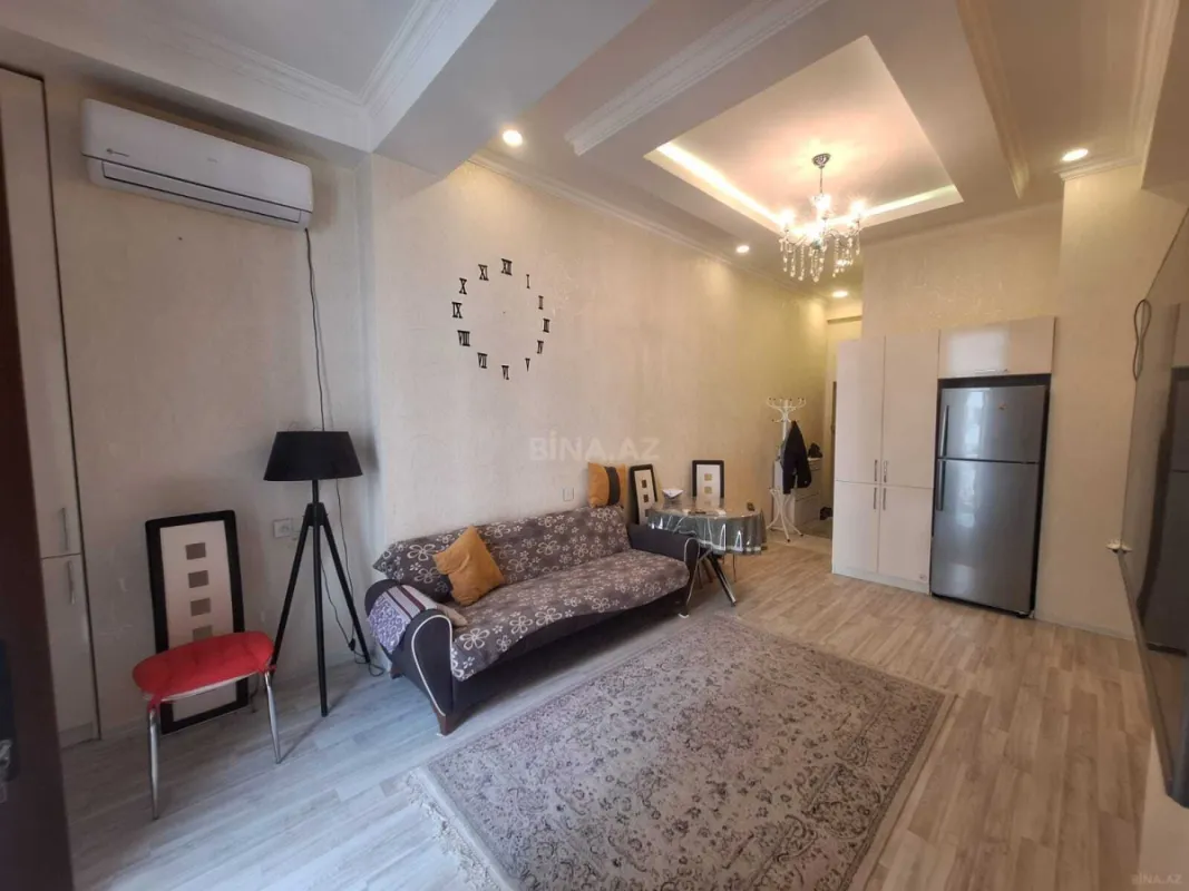 Satılır 2 otaqlı mənzil 40.4 m²