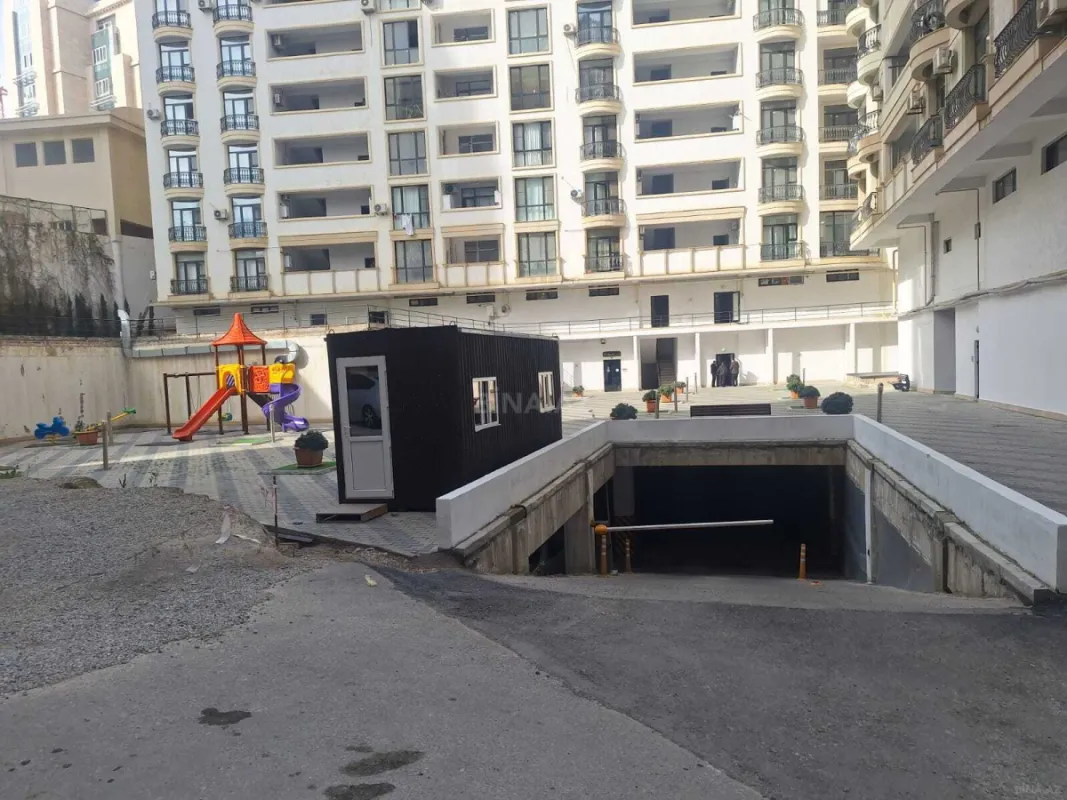 Satılır 2 otaqlı mənzil 40.4 m²