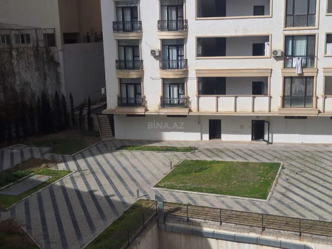 Satılır 2 otaqlı mənzil 40.4 m²